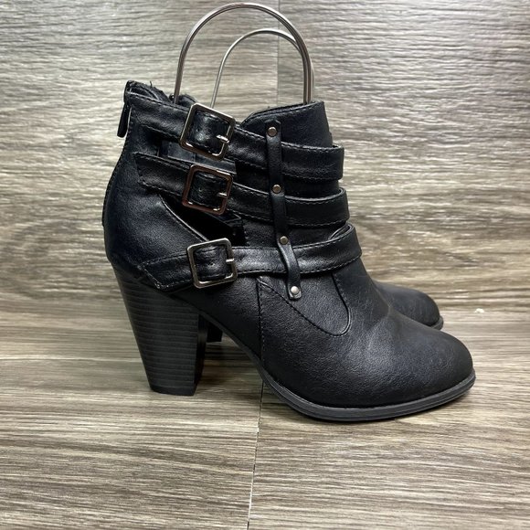West Blvd Shoes - West Blvd Black Triple Buckle Ankle Bootie Women's Shoes Size 7